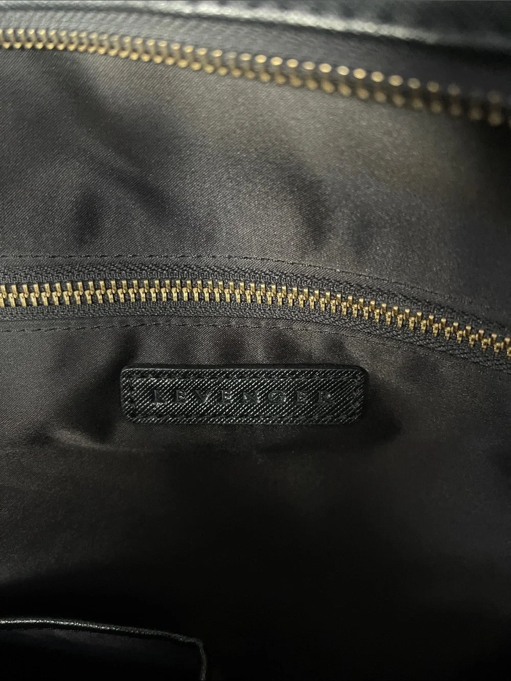 Levenger professional black